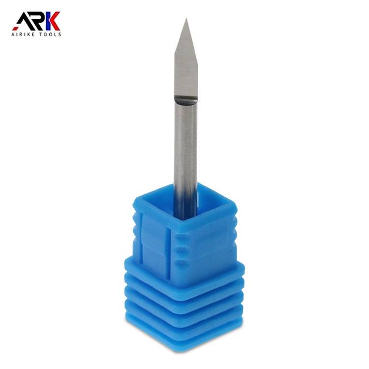 Flat Low-Pointed Knife