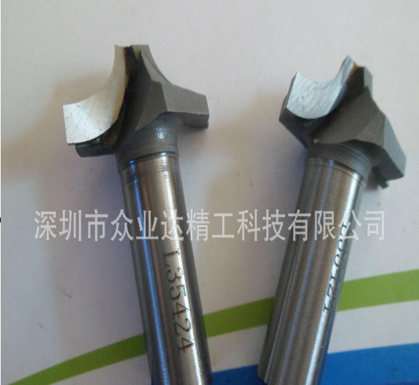 What are the rotational speed and feed rate of a welding milling cutter？